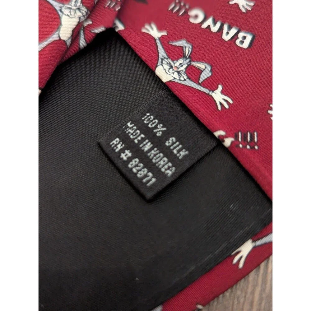 VTG Bugs Bunny Silk Neck Tie Maroon Warner Bros Looney Tunes Cartoon Novelty